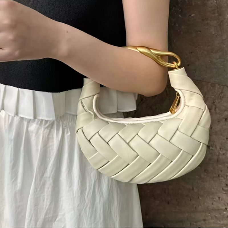 Interior Design Elegant - Hand-woven Gold Handle Bird Nest Bag