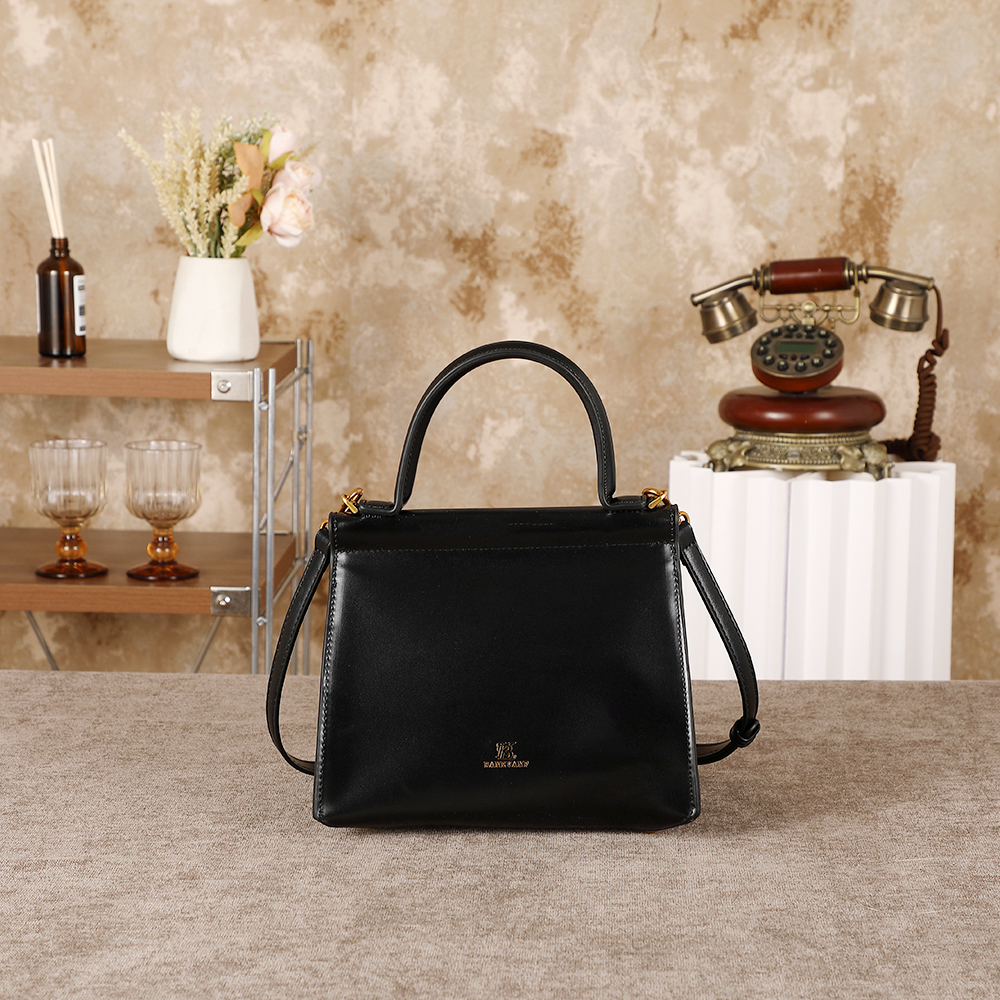 Ladies' handbag, 2026 season n - Interior Design Elegant avis et prix