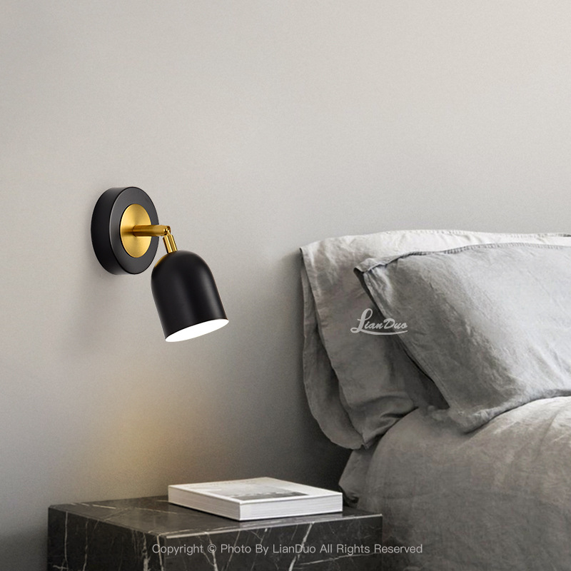 Modern Rotating LED Wall Lamp  - Interior Design Years Of Study avis et prix